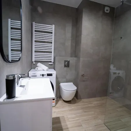 Panorama Capital Tito - 16 Pietro *