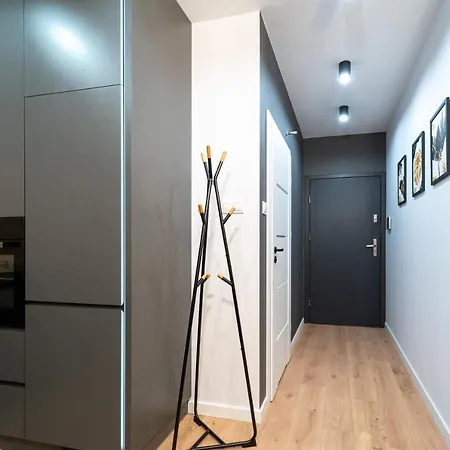 Panorama Capital Tito - 16 Pietro *