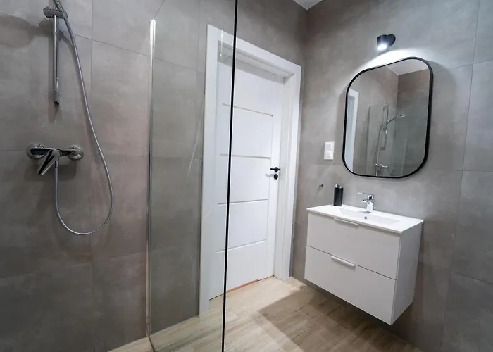 Panorama Capital Tito - 16 Pietro *