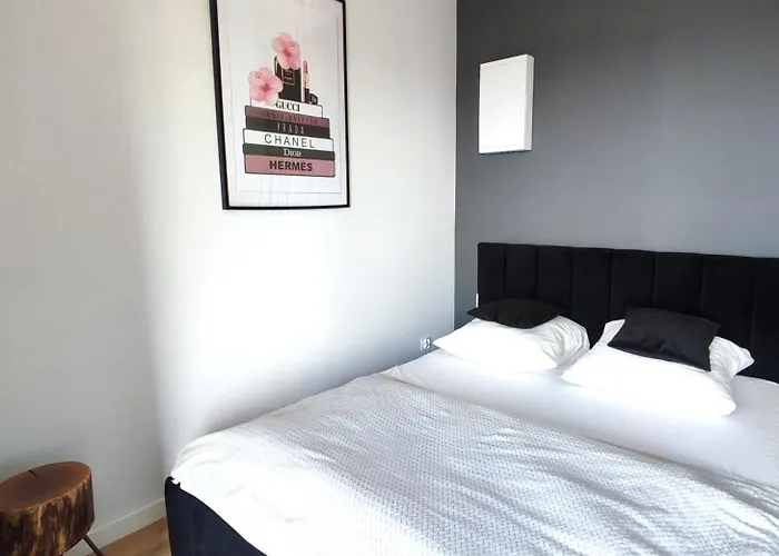 Διαμέρισμα Panorama Capital Tito - 16 Pietro